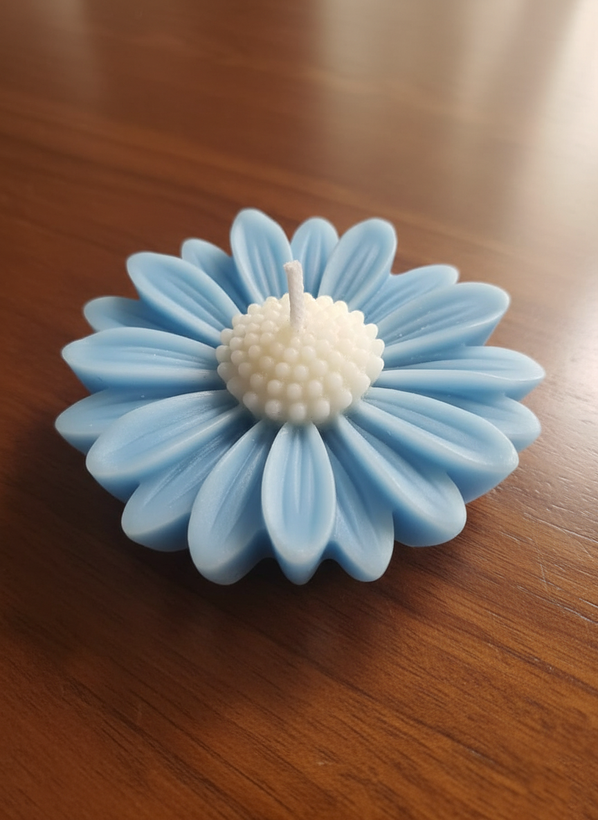 Nīlotpalā Blue Dazi Candle - Handcrafted Decorative Flower Candle by KapoorCandles